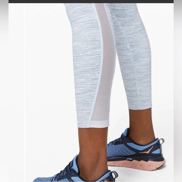 Lululemon Train Times Pant 25"
Wee Are From Space Sheer Blue Chambray - Picture 4 of 8